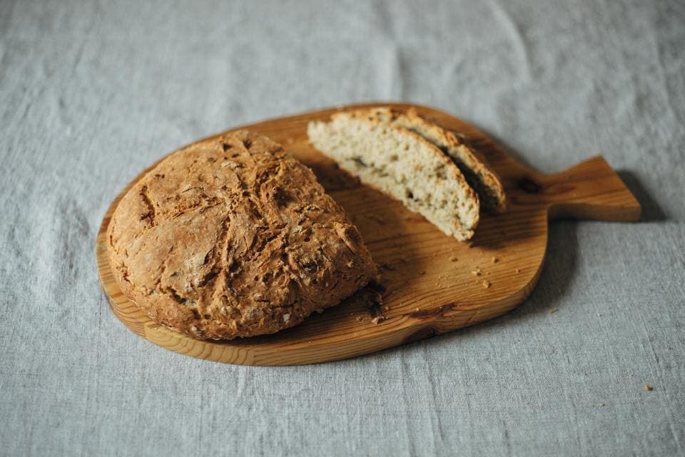 Pan de campo redondo cortado